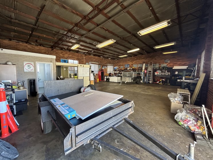 6/3 Pirie Street Fyshwick ACT 2609 - Image 3