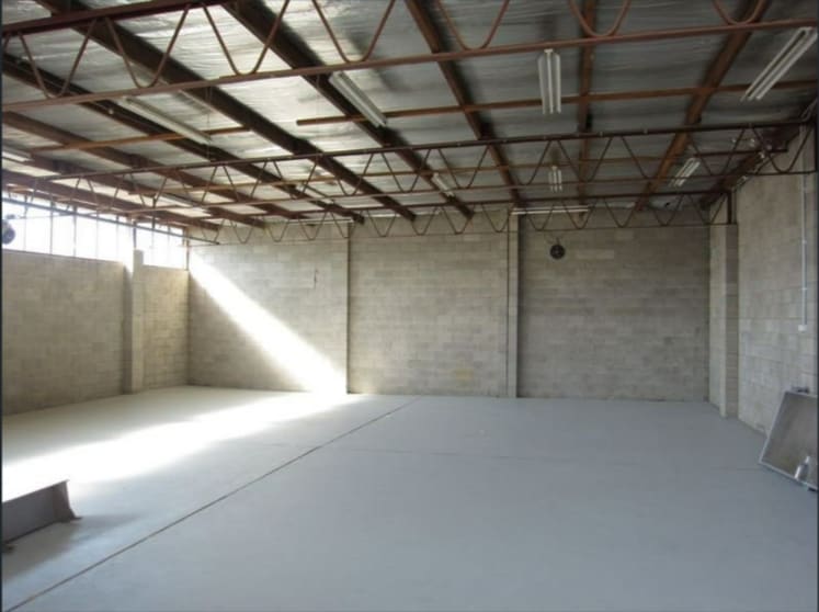 Click to view all images Unit 6/9 Lithgow Street Fyshwick ACT 2609 - Image 2