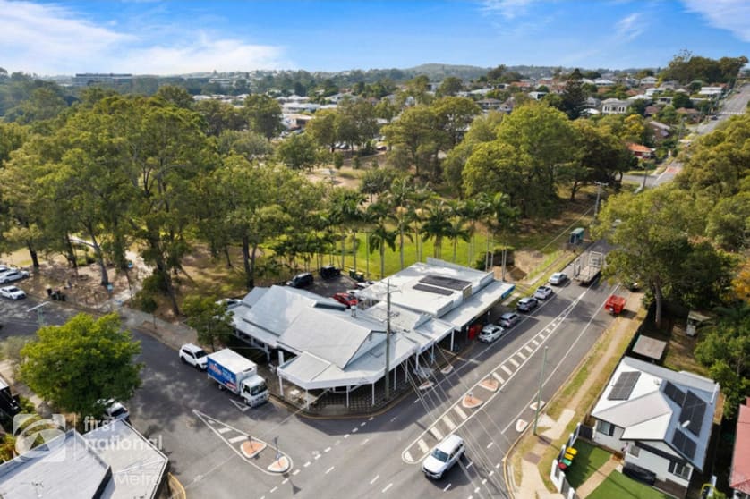 Click to view all images 3/212 Cracknell Road Tarragindi QLD 4121 - Image 3