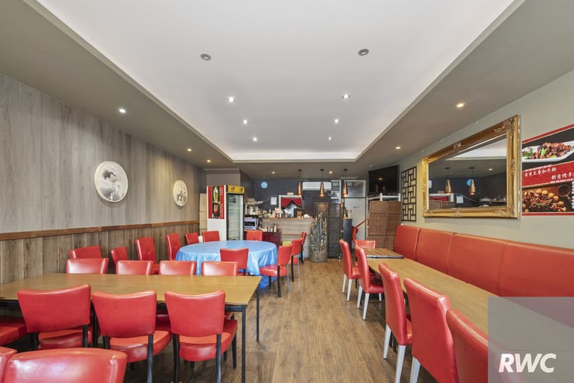 Click to view all images 97 Atherton Road Oakleigh VIC 3166 - Image 3