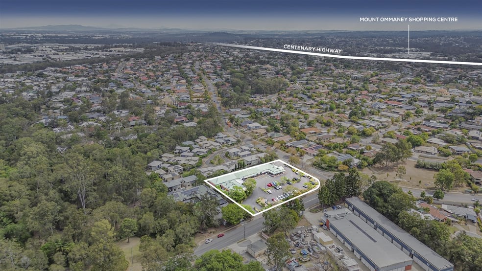 Click to view all images 58 Oldfield Road Sinnamon Park QLD 4073 - Image 3