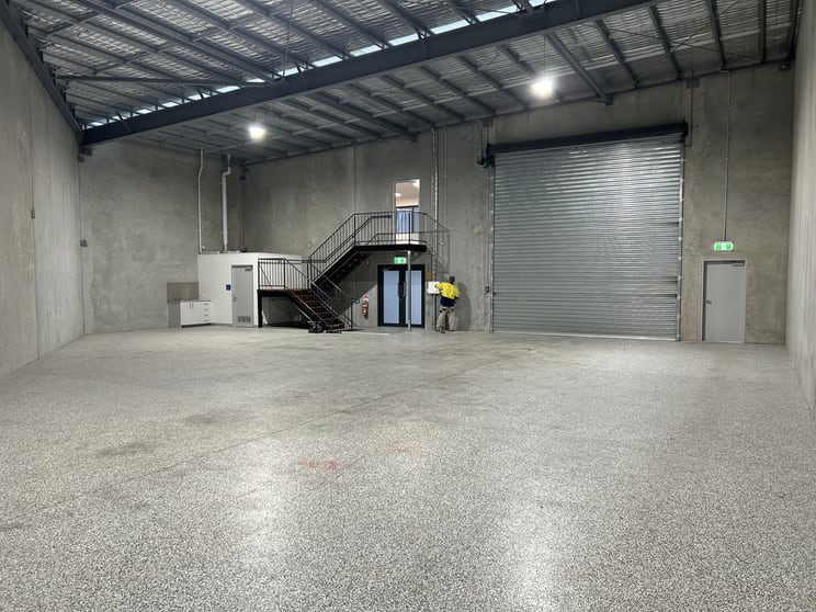 Click to view all images 2/19 Hook Street Capalaba QLD 4157 - Image 2