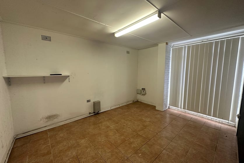Click to view all images 1/141 Kembla Street Wollongong NSW 2500 - Image 3