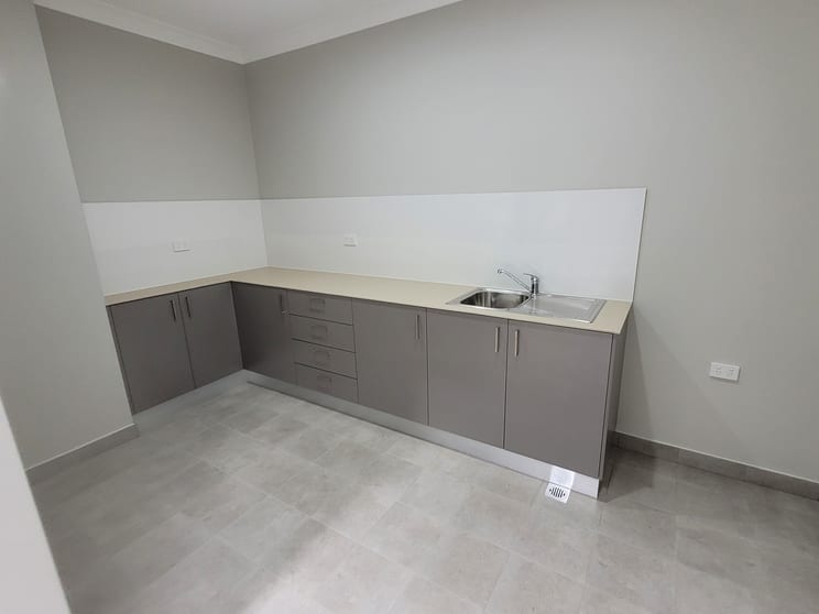 Click to view all images Unit 12/12 Tyree Place Braemar NSW 2575 - Image 3