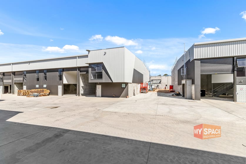 Click to view all images 5/61 Ashford Avenue Milperra NSW 2214 - Image 2