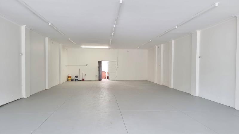 Click to view all images 57 Hawthorn Road Caulfield North VIC 3161 - Image 3