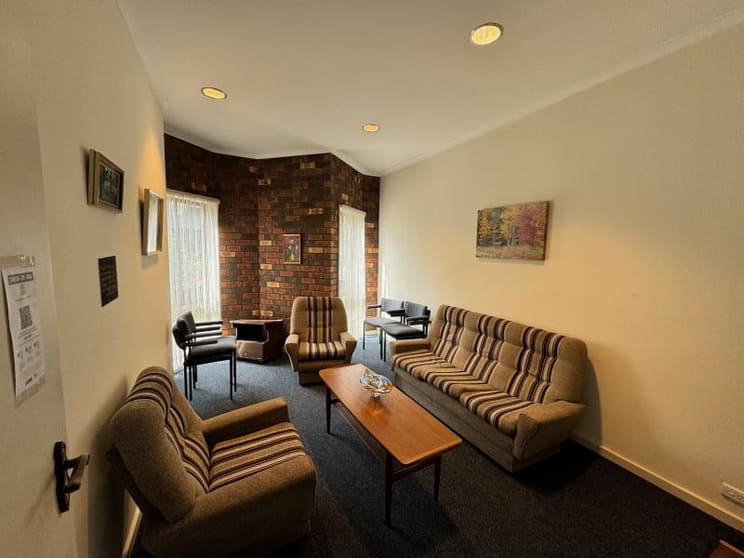 Click to view all images Suite 3, 94 Kooyong Road Caulfield VIC 3162 - Image 3