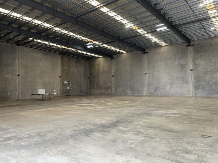Click to view all images Unit 1 & 2/33 Stockwell Place Archerfield QLD 4108 - Image 2