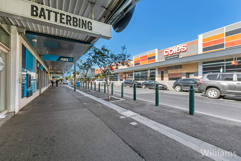 Click to view all images 62 Douglas Parade Williamstown VIC 3016 - Image 2