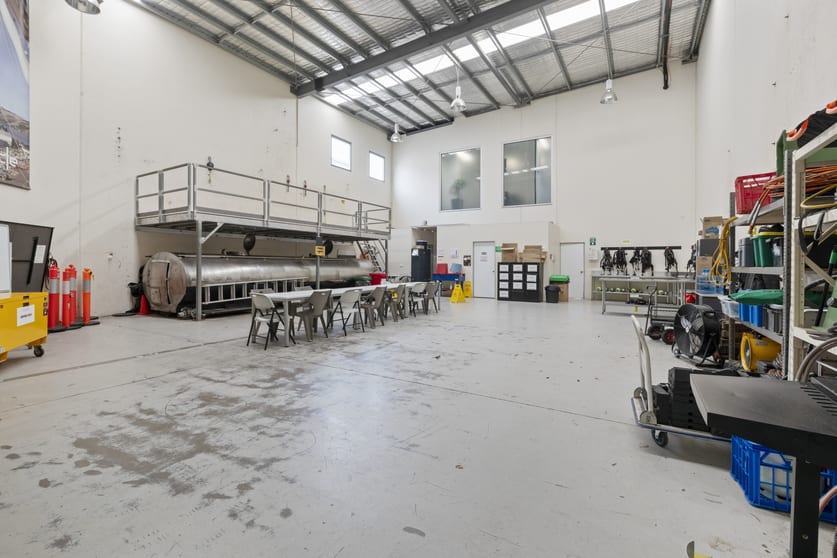 Click to view all images 5/9 Archimedes Place Murarrie QLD 4172 - Image 2