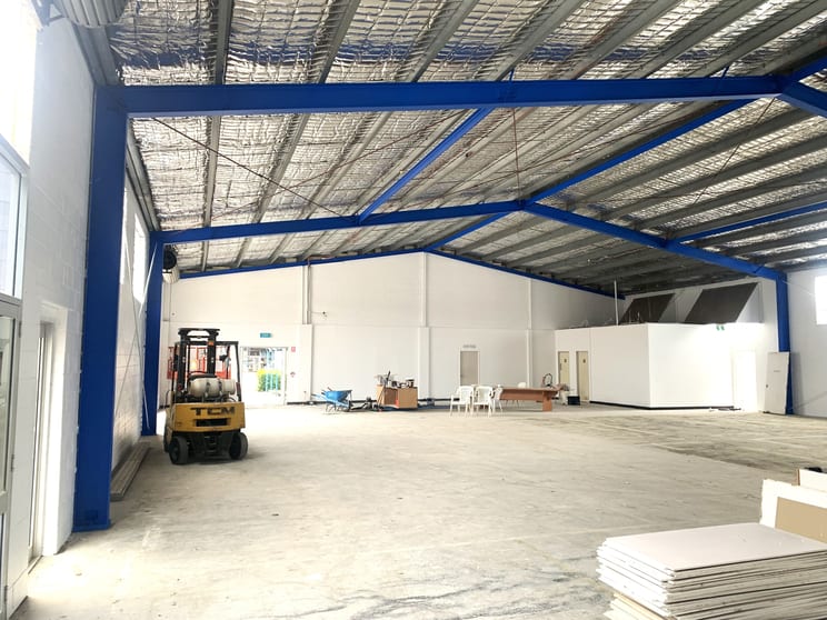 Click to view all images 36 Machinery Drive Tweed Heads South NSW 2486 - Image 3