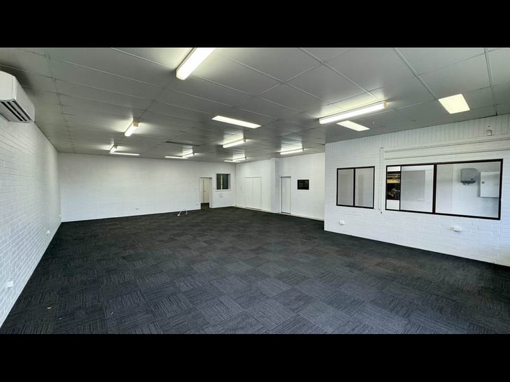 Click to view all images Tenancy 1/124 Blair Street Bunbury WA 6230 - Image 1
