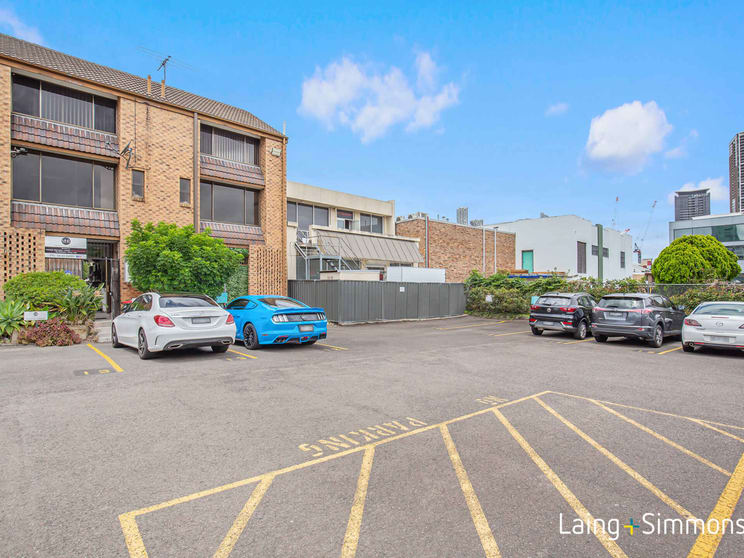 Click to view all images 15/417 Church Street North Parramatta NSW 2151 - Image 2
