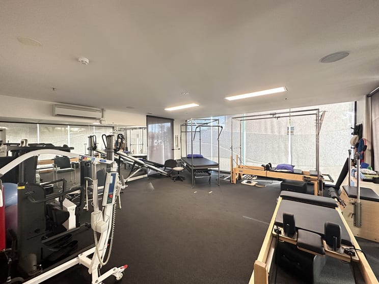 Click to view all images Ground/33-35 Warrigal Road Oakleigh VIC 3166 - Image 1