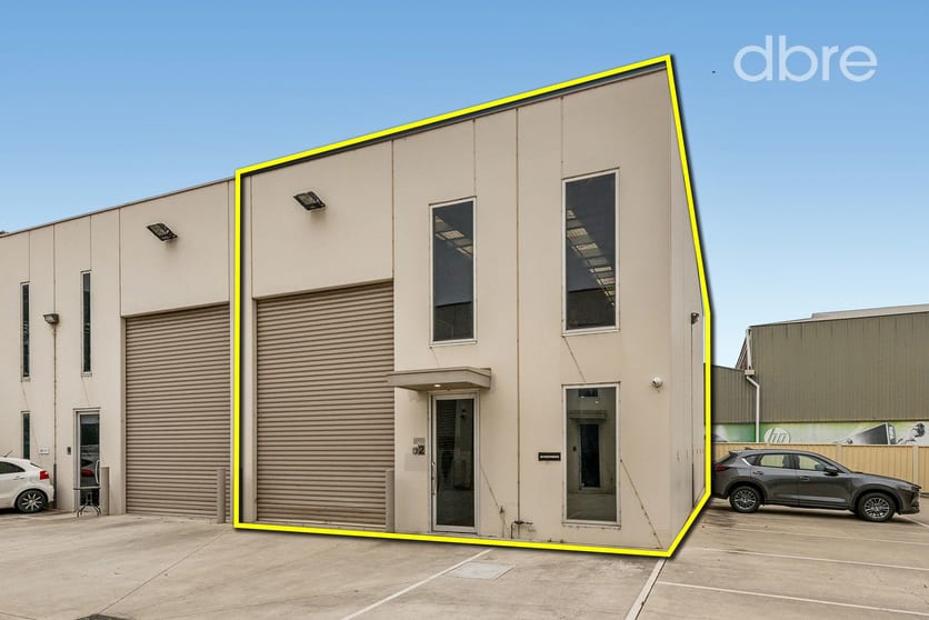 Click to view all images 2/55-57 Wangara Road Cheltenham VIC 3192 - Image 1