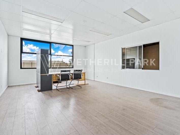 Click to view all images Smithfield NSW 2164 - Image 3