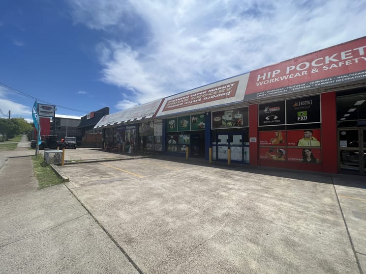 Click to view all images Unit 3, 118-120 Newcastle Road Wallsend NSW 2287 - Image 1