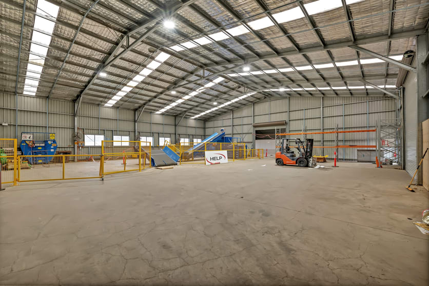 Click to view all images 2A/262-264 Brisbane Road Gympie QLD 4570 - Image 3