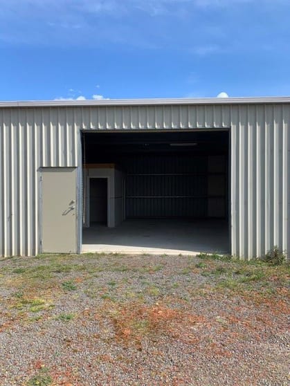 Click to view all images Shed 3/11 Fitzgerald Close Castlemaine VIC 3450 - Image 1
