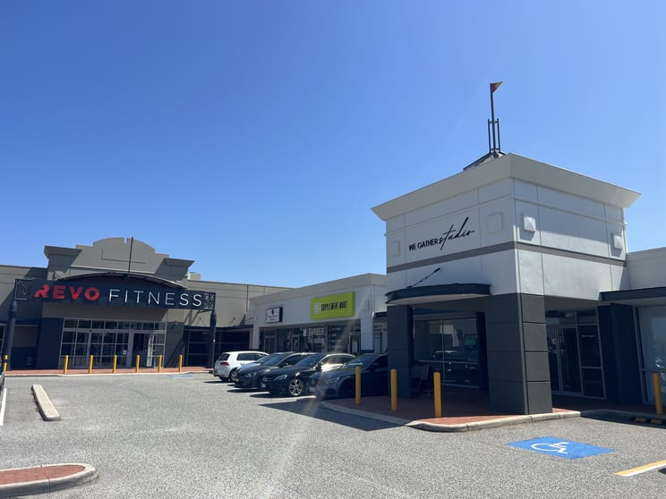 Click to view all images 7 & 8/60 Russell Street Morley WA 6062 - Image 3