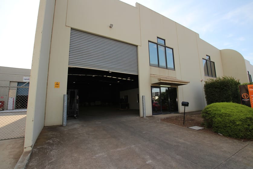 Click to view all images 10 Supertron Court Laverton North VIC 3026 - Image 1