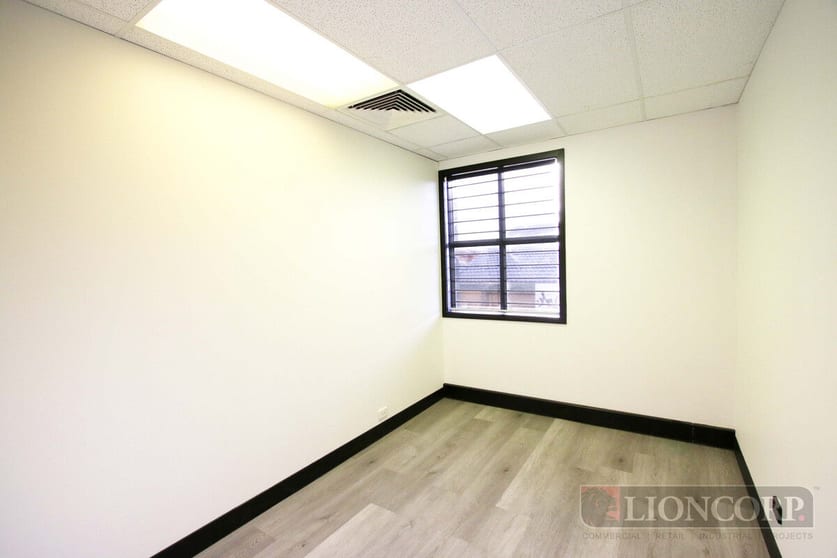Click to view all images Sunnybank Hills QLD 4109 - Image 2