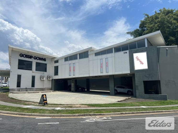 Click to view all images 172 Bennetts Road Norman Park QLD 4170 - Image 3