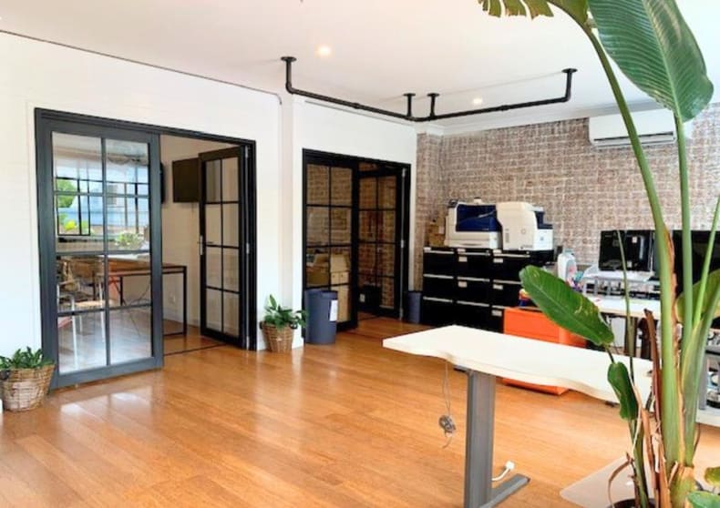 Click to view all images Freshwater NSW 2096 - Image 3