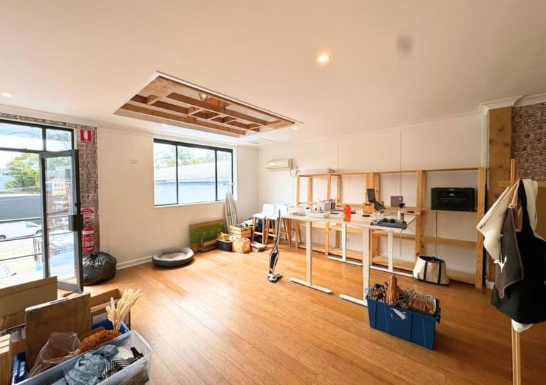 Click to view all images Freshwater NSW 2096 - Image 2