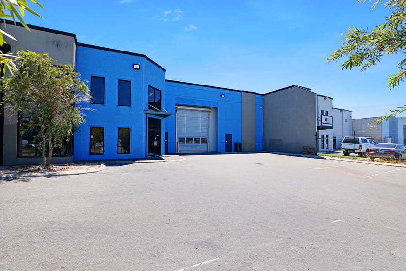 Click to view all images 29 Tacoma Circuit Canning Vale WA 6155 - Image 2