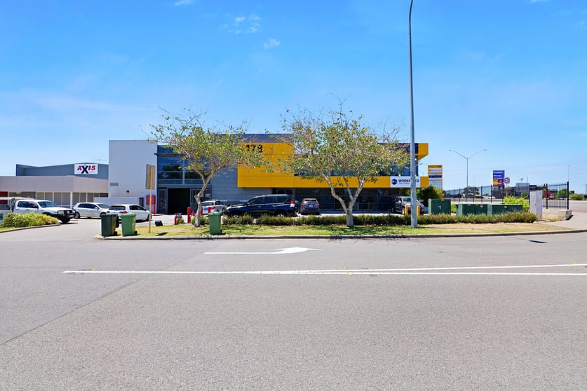 Click to view all images 4/178 Great Eastern Highway Ascot WA 6104 - Image 1