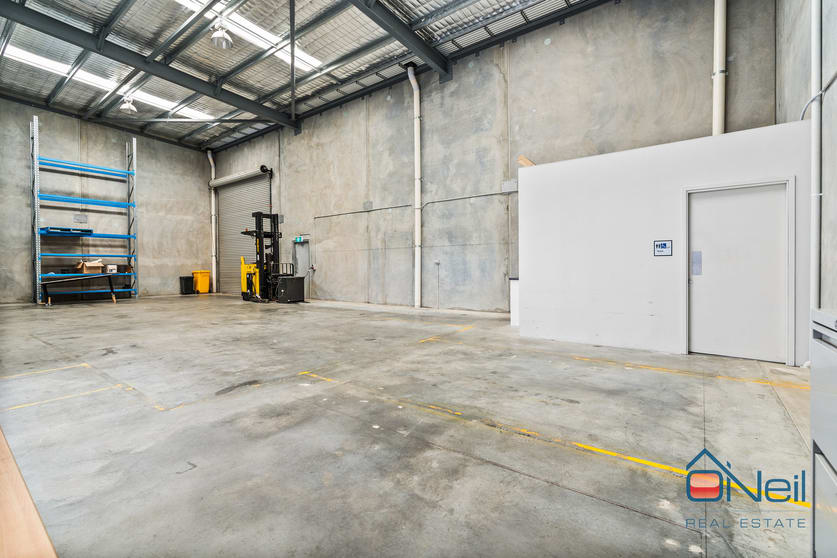 Click to view all images 5/17 Alex Wood Drive Forrestdale WA 6112 - Image 2