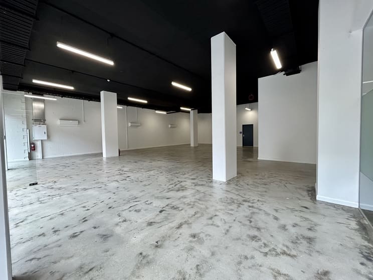 Click to view all images 18 Young Street Adelaide SA 5000 - Image 3