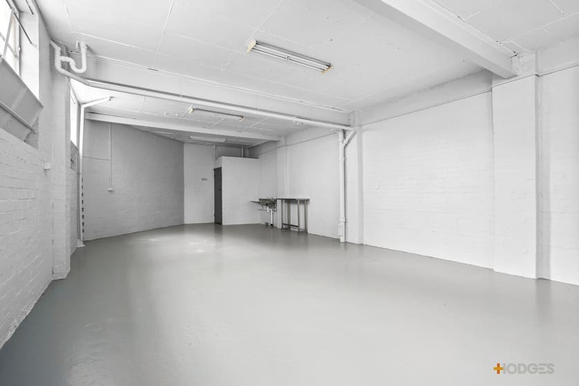 Click to view all images 27A White Street Parkdale VIC 3195 - Image 2