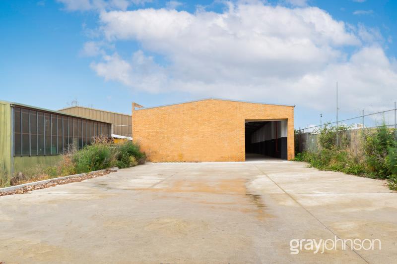Click to view all images 277 Dundas Street Preston VIC 3072 - Image 3