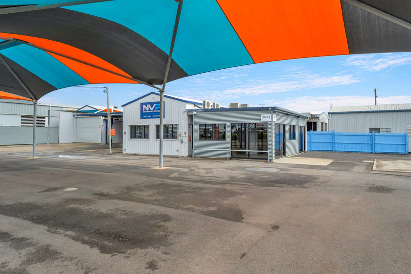 Click to view all images 29-33 Duckworth Street Garbutt QLD 4814 - Image 2