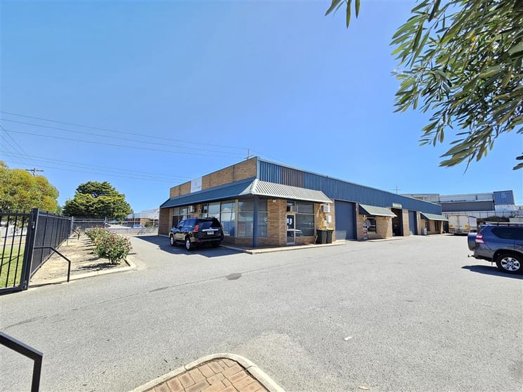 Click to view all images 1/75 Crocker Drive Malaga WA 6090 - Image 1