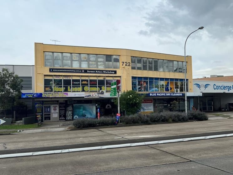 Click to view all images Brookvale NSW 2100 - Image 1