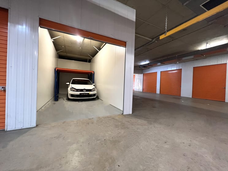 Click to view all images 93/384 Eastern Valley Way Chatswood NSW 2067 - Image 2