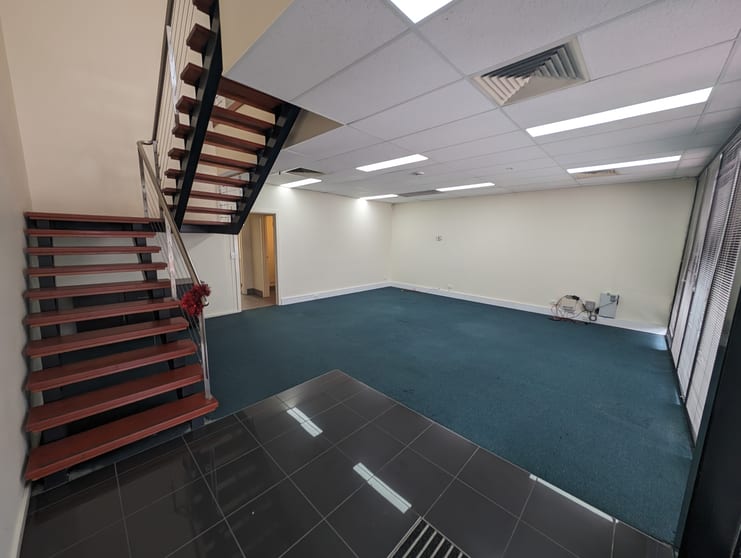 Click to view all images 14/20 Duerdin Road Clayton VIC 3168 - Image 3