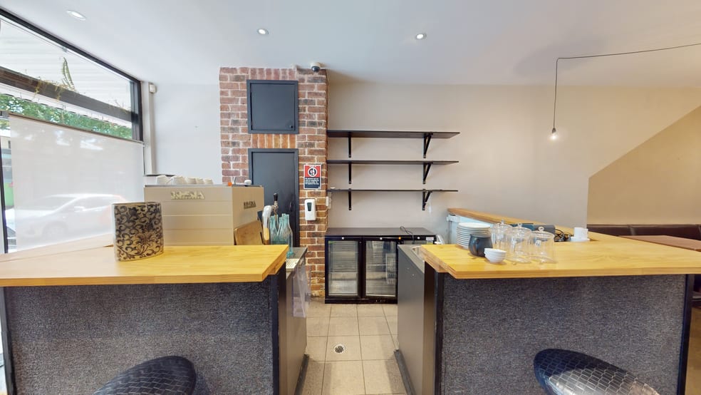 Click to view all images 551 Hunter Street Newcastle West NSW 2302 - Image 2