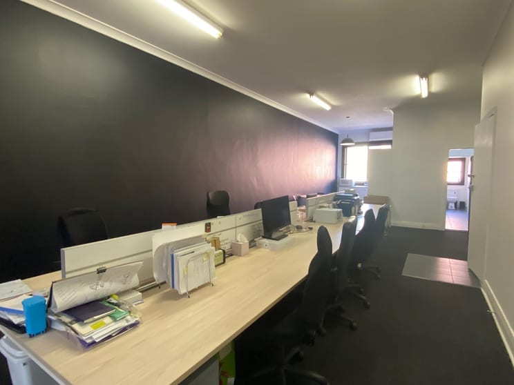 Click to view all images 551B Hunter Street Newcastle West NSW 2302 - Image 1