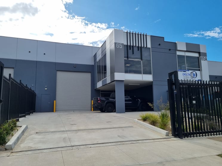 Click to view all images 65 McDougall Road Sunbury VIC 3429 - Image 1