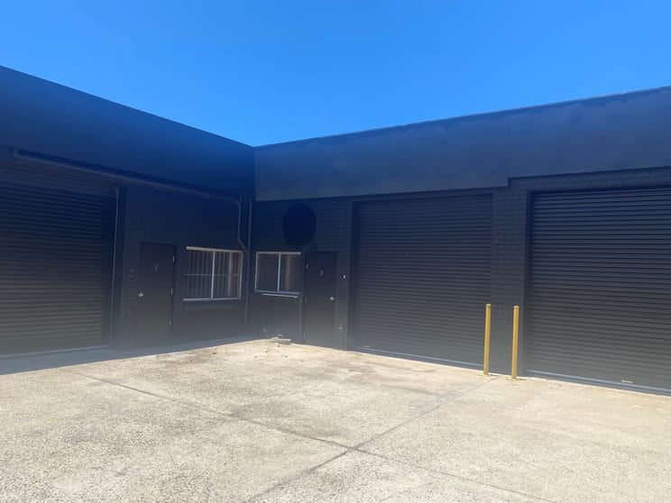 Click to view all images Unit 3/9 Commerce Avenue Warana QLD 4575 - Image 1