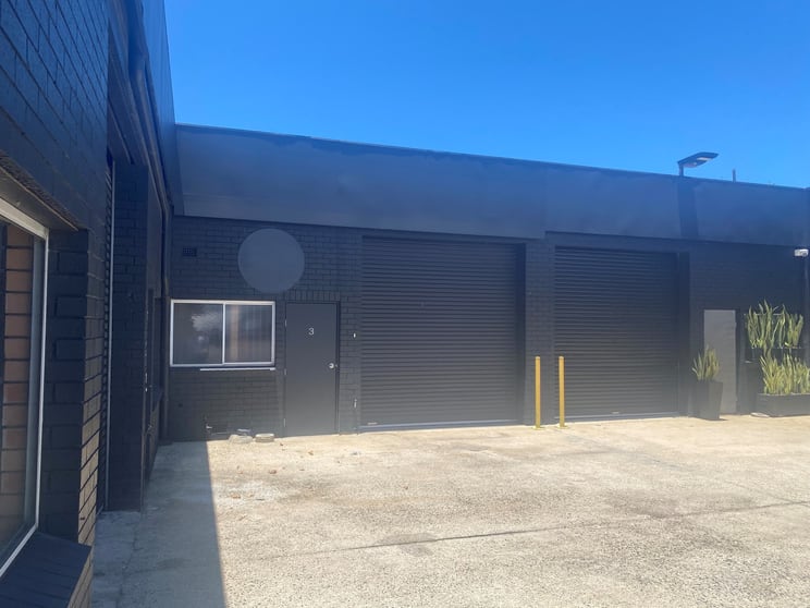 Click to view all images Unit 3/9 Commerce Avenue Warana QLD 4575 - Image 3