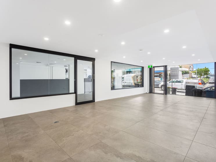 Click to view all images SHOP 5/18-20 Old South Head Rd Vaucluse NSW 2030 - Image 2