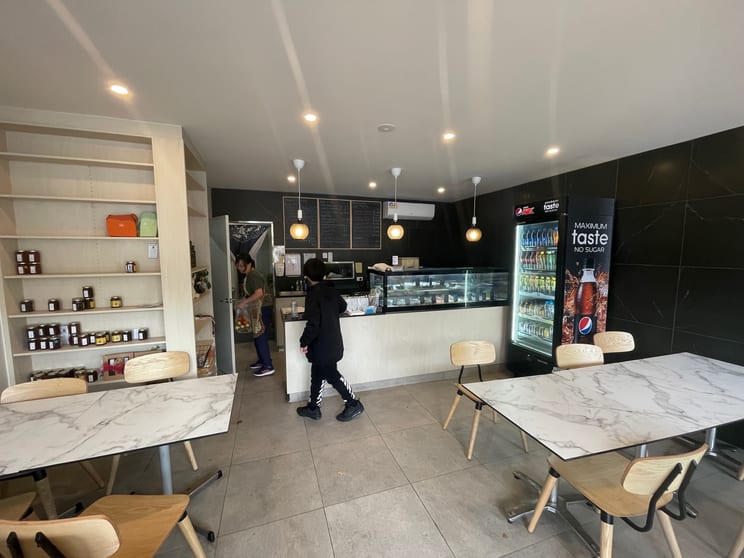 Click to view all images 1/29 Bentham Street Yarralumla ACT 2600 - Image 2