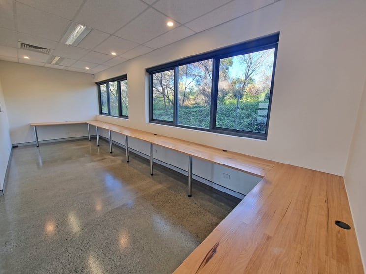 Click to view all images 9/9 249 Scottsdale Drive Robina QLD 4226 - Image 2