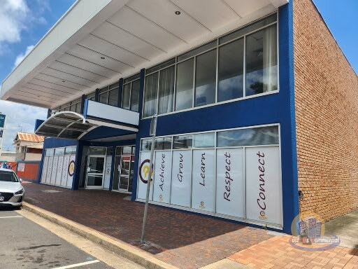 Click to view all images Upstairs/205 Bourbong Street Bundaberg Central QLD 4670 - Image 2