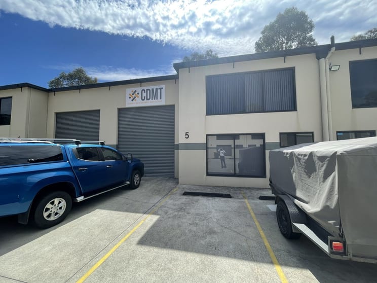 Click to view all images 5/8 Teamster Close Tuggerah NSW 2259 - Image 1